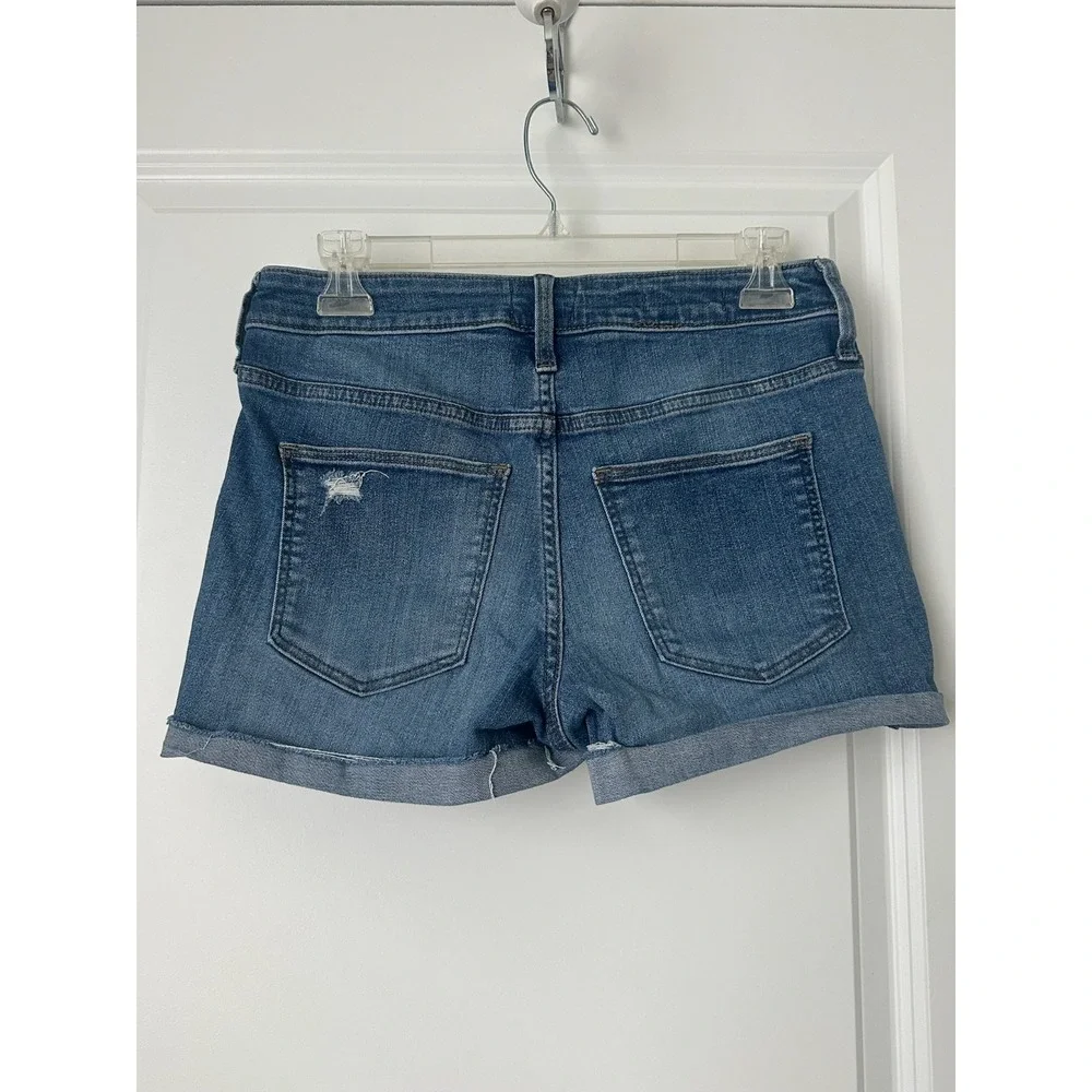 Universal Thread High Rise Midi Jean Shorts‎ Sz 6/28 Denim Distressed Streetwear